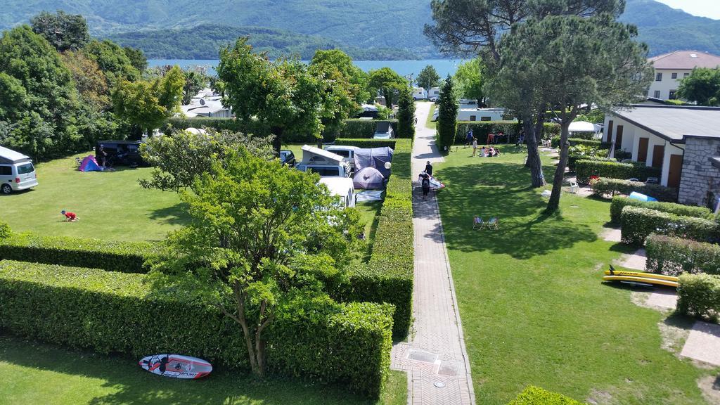 Hotel Bungalows Europa Domaso Eksteriør bilde