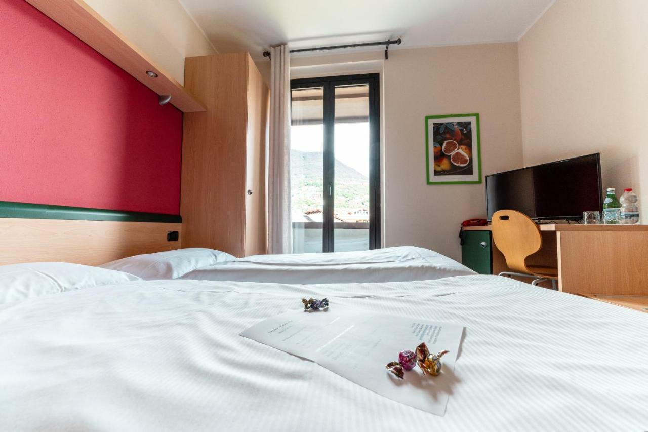 Hotel Bungalows Europa Domaso Eksteriør bilde
